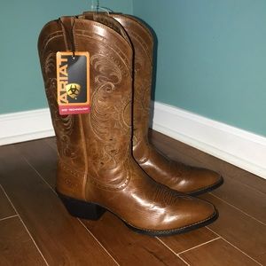 Ariat Boots Size 10B - New